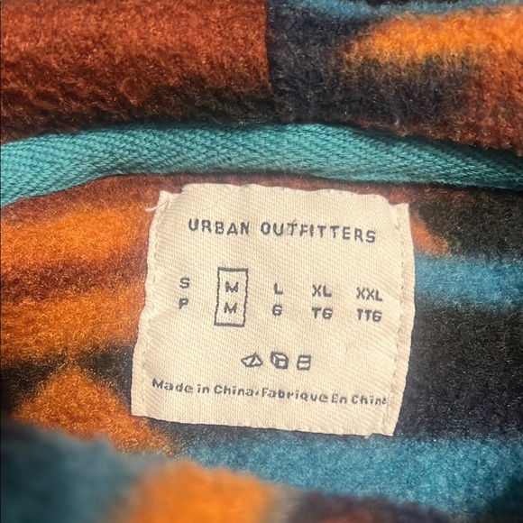 Tribal Print Hooded Sweater - Multicolor - Picture 2 of 4